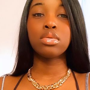 Meet your Posher, Asia